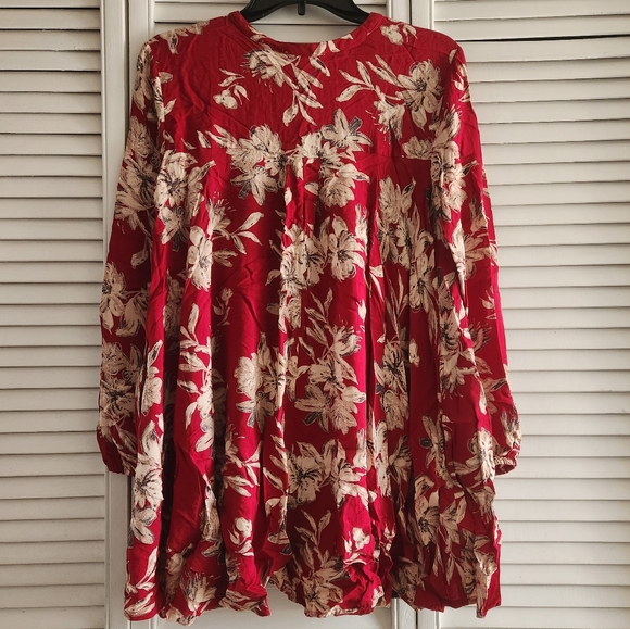 Akira Chicago Red Label Blouse With Pockets. - Picture 5 of 16